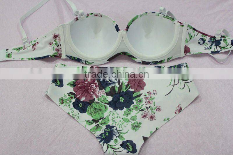 2014 Hot Selling Seamless Bonded Sexy Bra and Panty Set