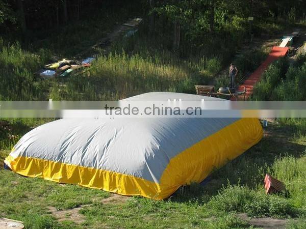 Durable air inflatable bag/ inflatable jump air bag for skiing