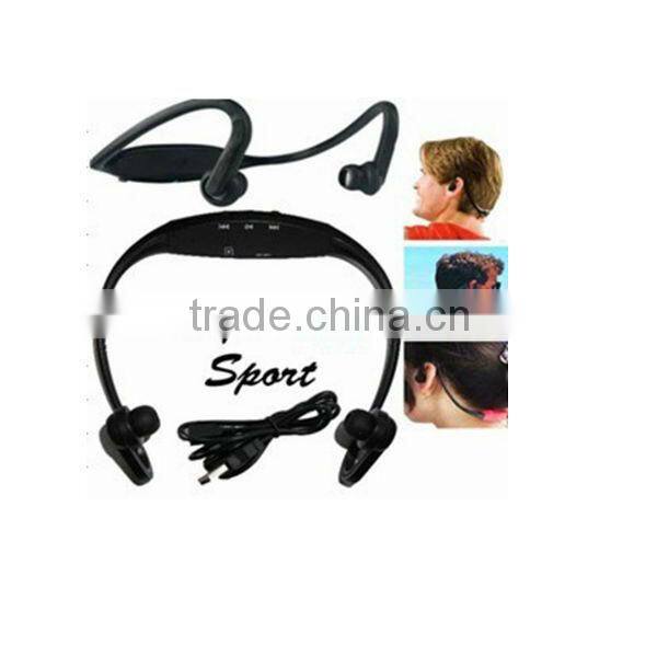 sporty card reader headphones with slot sd