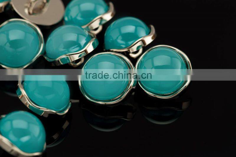 Wholesale Aquamarine Acrylic Diamond Fancy Buttons for Clothing