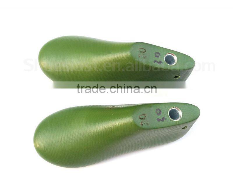 The dancing shoe last for girls