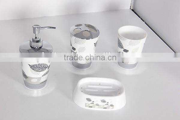 Grey leaf printed bathroom toiletry set