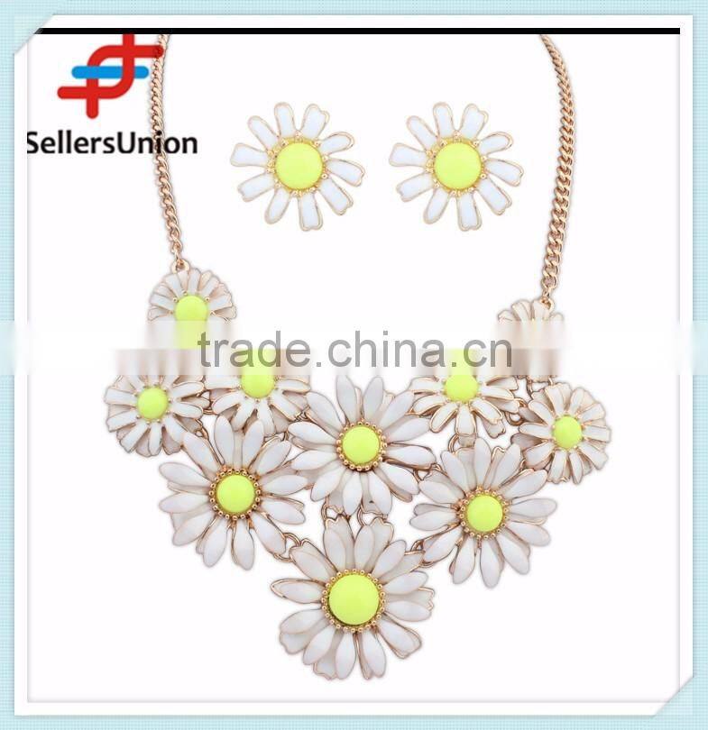 No.1 yiwu exporting commission agent wanted delicate flower choker necklace statement necklace 2016 necklace set