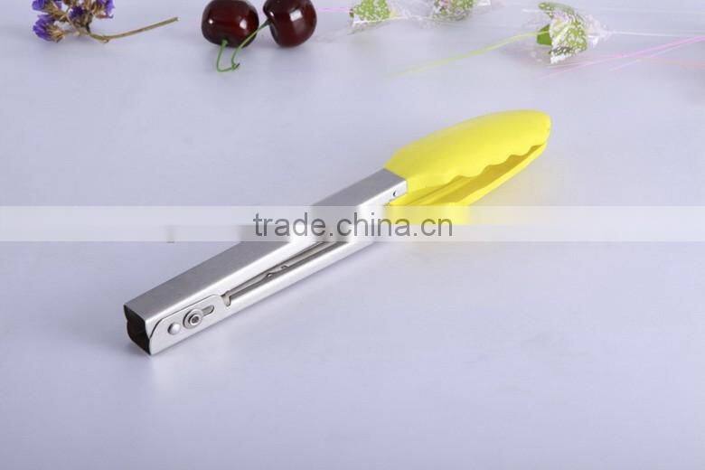 Wholesale stainless steel bbq tongs with silicone tips food tongs in different colors