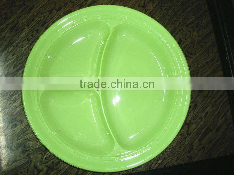 Food divider plate making machine