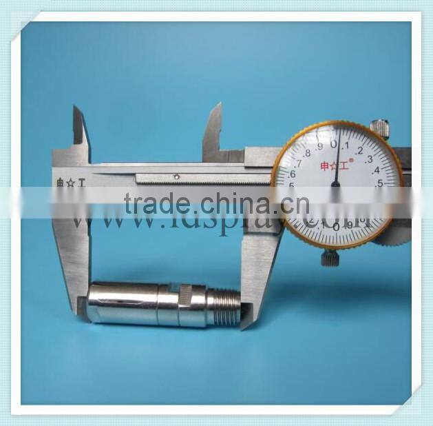 Smallest tank rotating jet nozzle with 52mm in length and 15mm in width