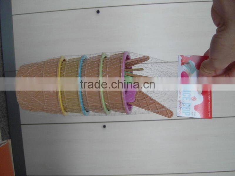 4pcs plastic ice cream mould freeze pops with spoons