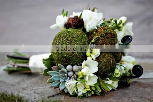 6" moss covered frame for wedding supplies