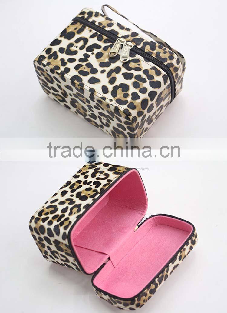 Hot Leopard PU Cosmetic Case Large Capacity Make Up Bag for Lady