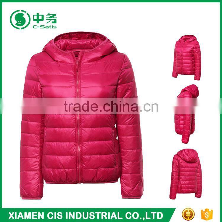 Morden Fashion Apparel Winter Red Hooded Puffer Jacket for Women