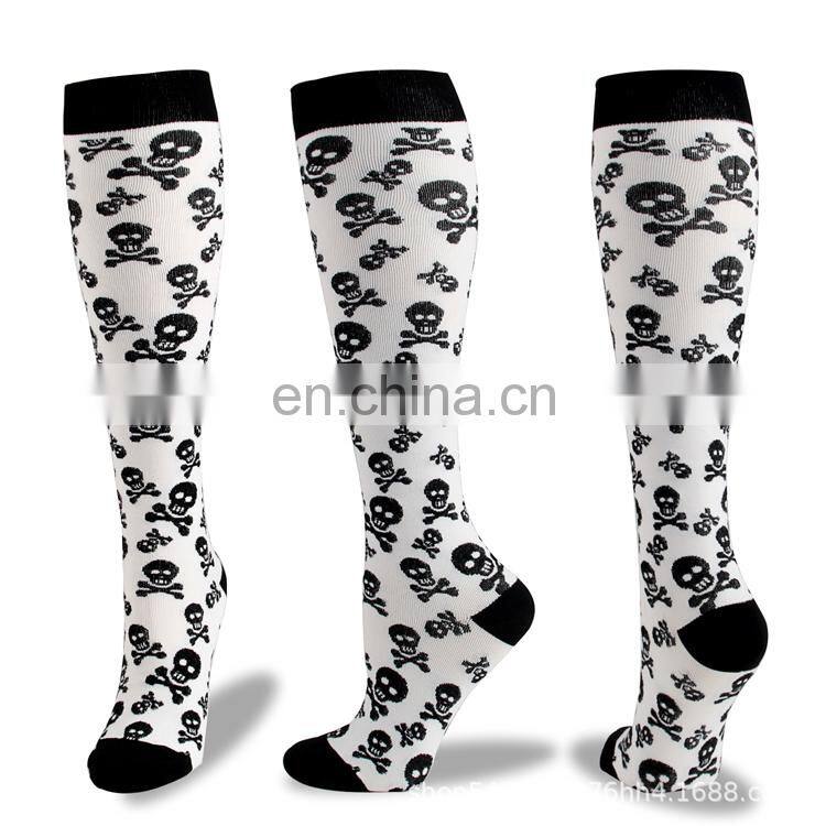 Novelty 20-30 mmhg Skeleton Bats Women Men Stocking Pumpkin Alien ET Mummy Pattern Jacquard Spooky Halloween Compression Socks