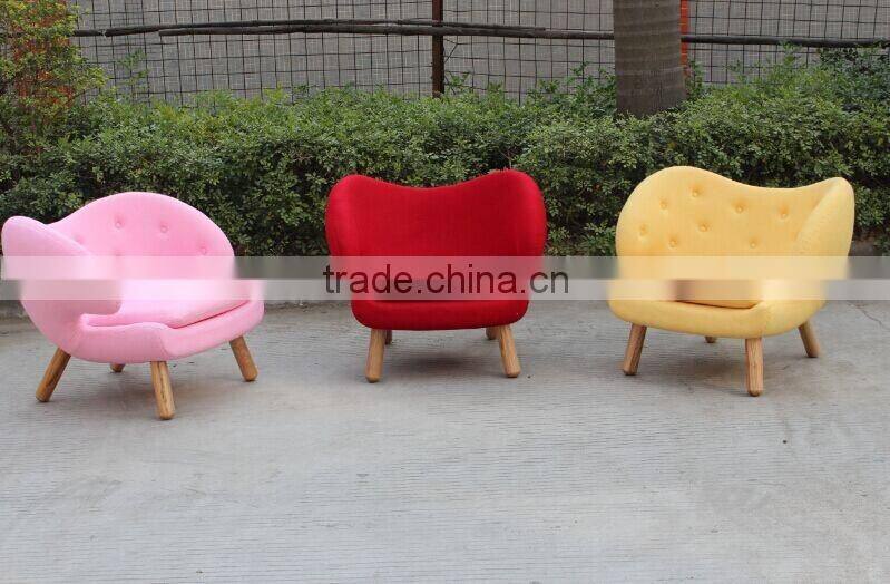 replica fiberglass material elegant grace cashmere Finn Juhl Pelican Chair with solid wood frame