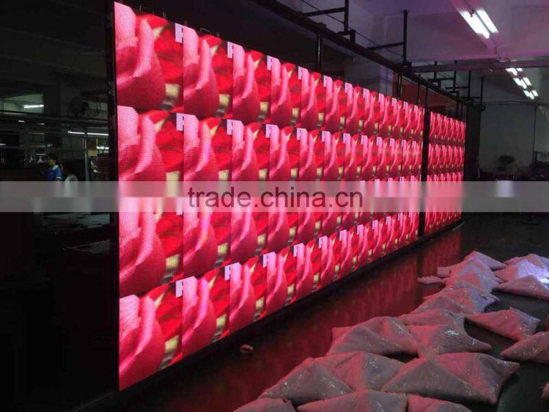 good kind Triangle background wall-P5 , LED display and DJ Booth