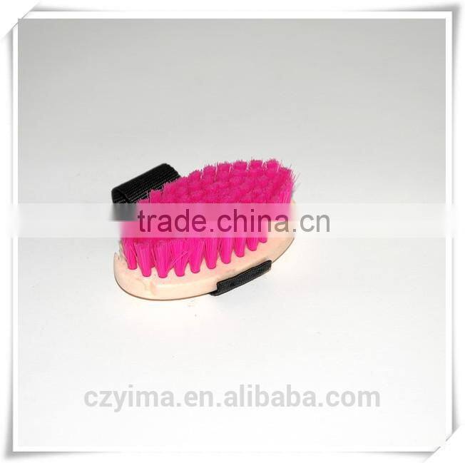 plastic horse grooming brush with non-slip strap