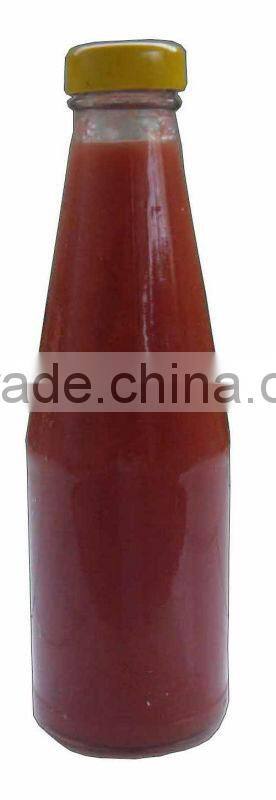 tomato sauce in glass jar