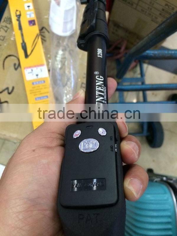 Strong Monopod with Integrated Bluetooth Shooter YT-1288 Selfie Stick
