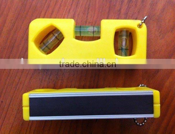 KC-37208 Plastic cheap mini gift keychain spirit level with magnetic