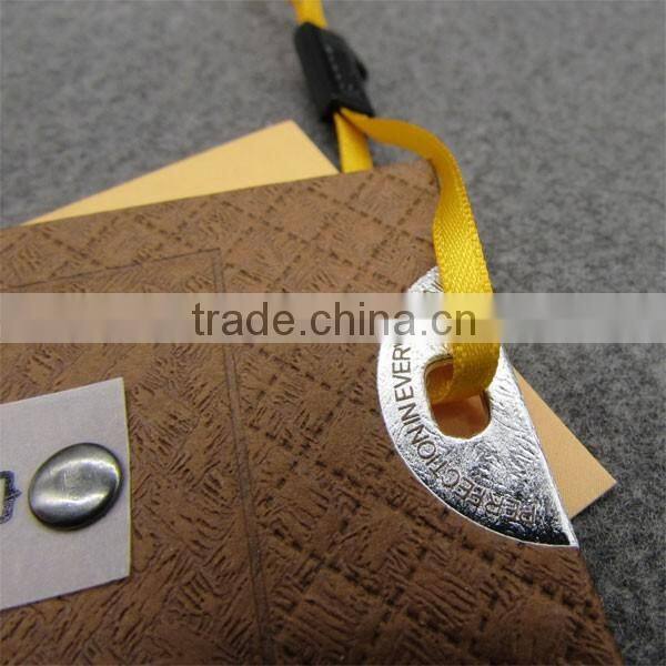 Cool Design Shaped Fashion Clothing Tag