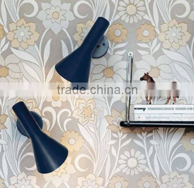 Unique Design European Classical Metal Wall Lamp