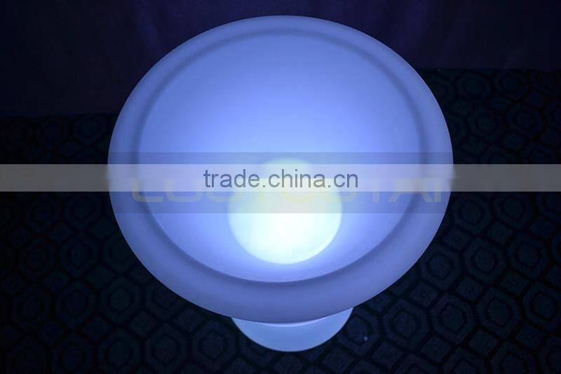 New Design wineglass shape Plastic Luminous Led Ice Bucket/Bar Wine Ice Bucket