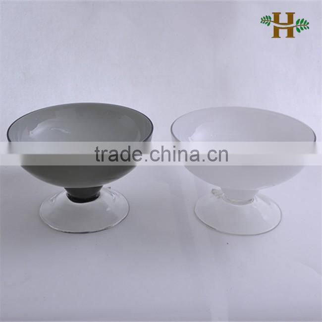 2014 high-grade footed glass compote with unique design, latest wedding glass vase on foot
