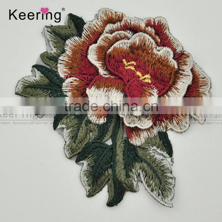 2017 new arrival designs beautiful embroidery patch flower applique from keering WEF-763