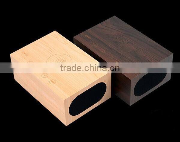 Portable Speaker Bluetooth USB4.0 Dual USB NFC Wooden Bluetooth Speaker Wriess charging Bluetooth Speaker