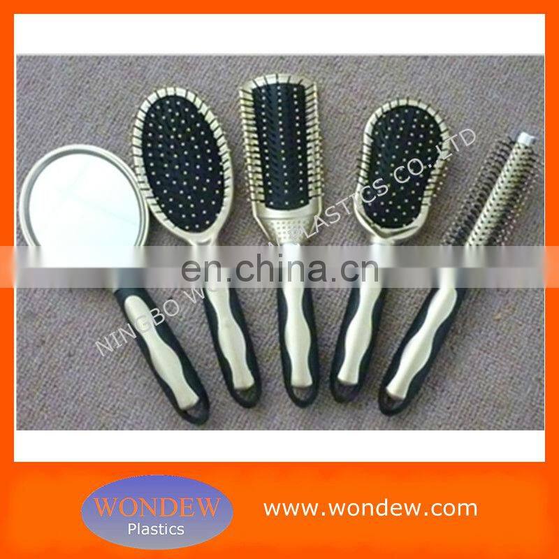 Plastic silver hair brushes line for hair salon