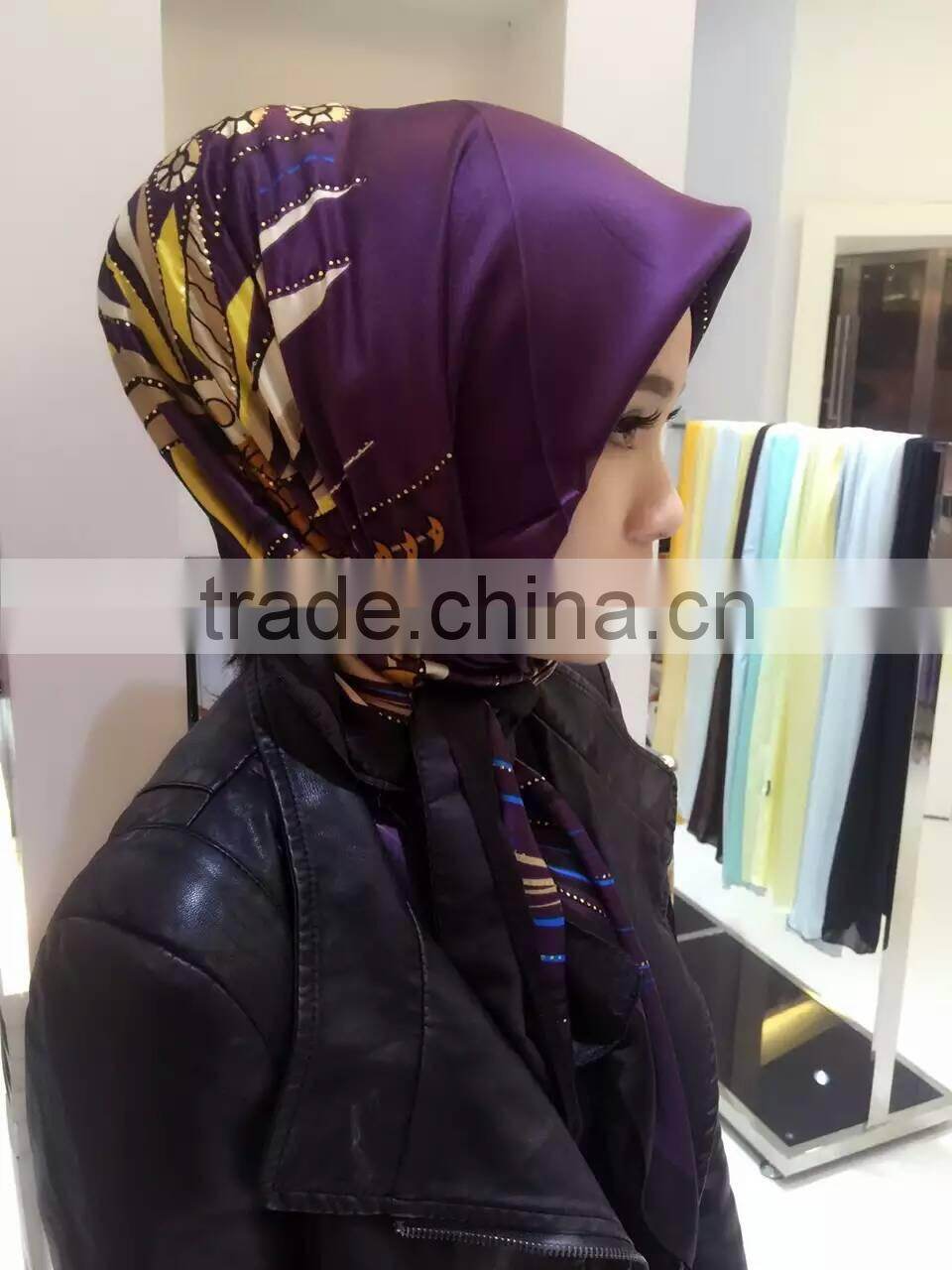 Newest 2016 printed 110*110cm silk square islamic headscarf;muslim scarf