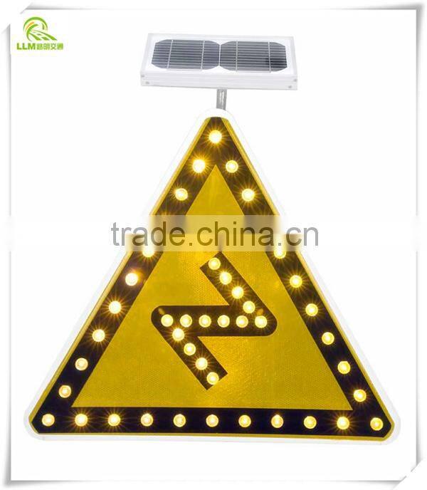 Hot sale aluminum LED solar triangle traffic warning sign board