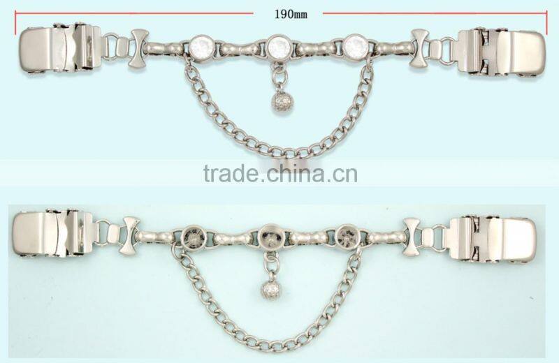 White stones with Decorative Chain