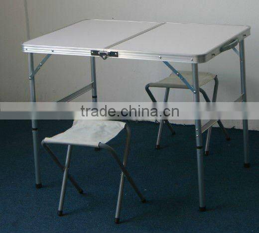 Portable camping table