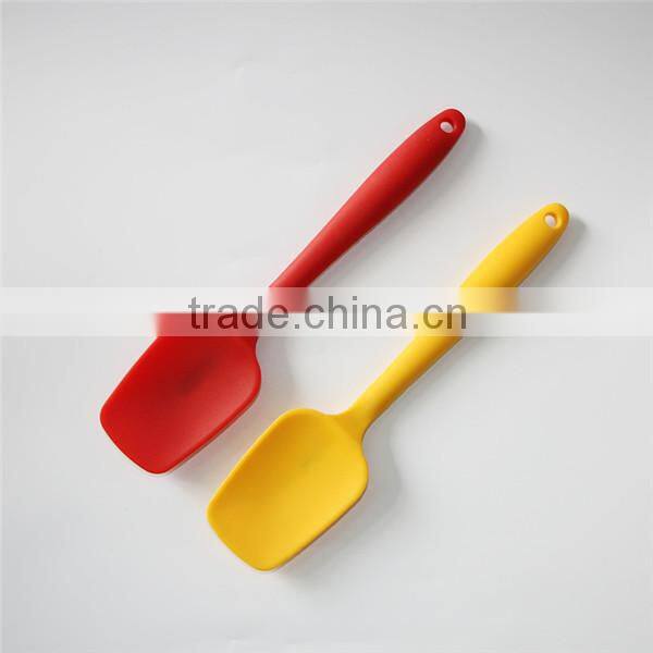Good quality functional silicone kitchen accessories