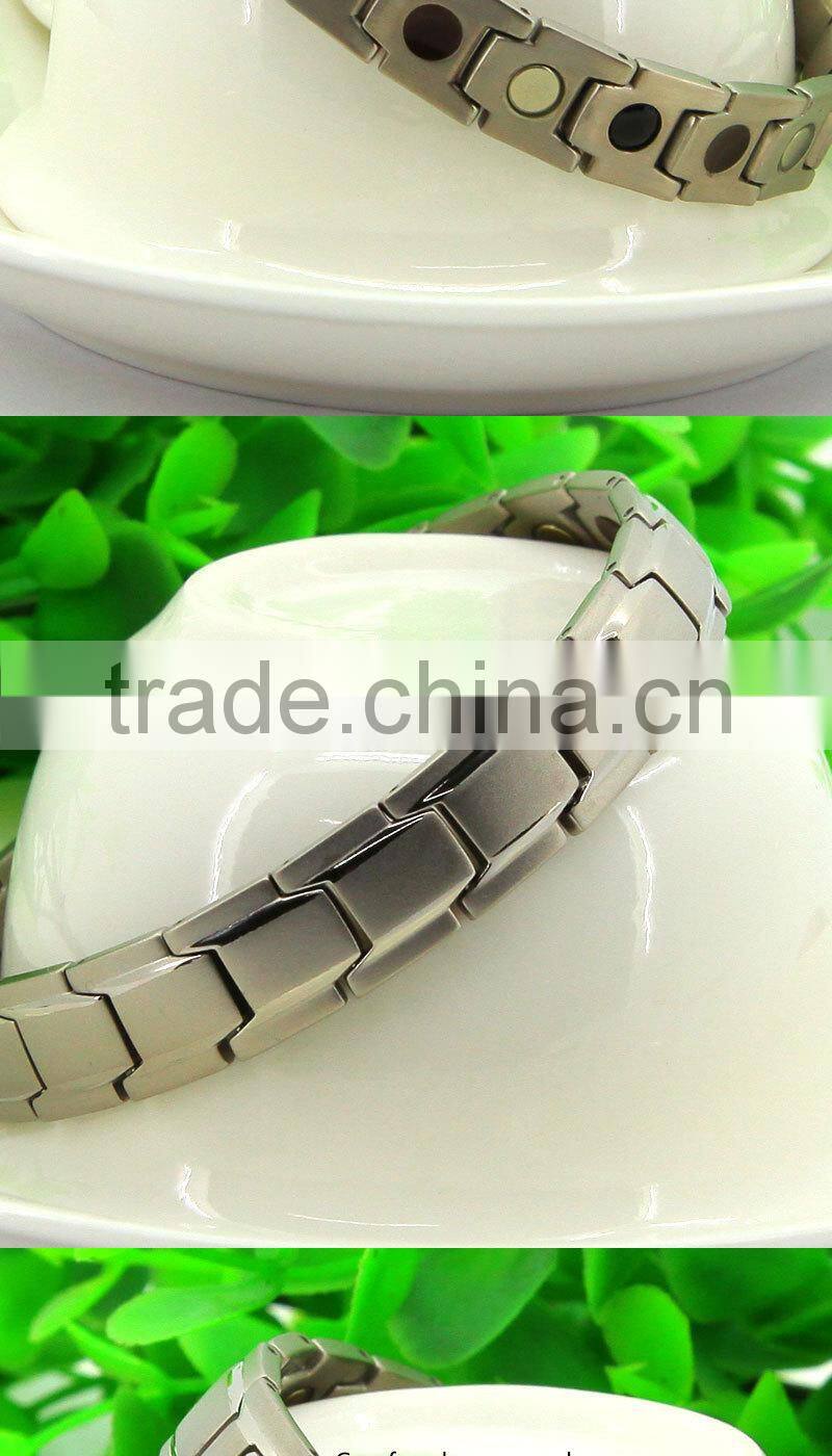 China 316 steel high quality silver magnetic friendship bracelets