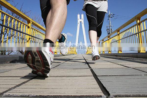 Fashionable and High quality marathon socks for reduce fatigue for wholesale