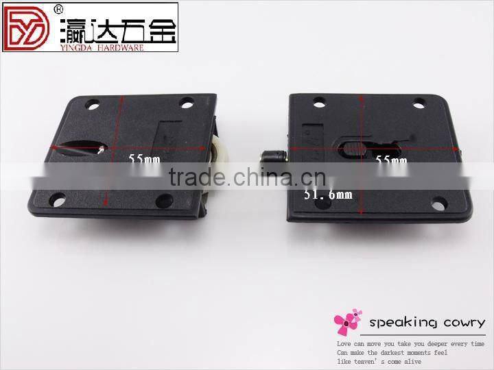 40.5g Plastic furniture sliding door roller/caster wheel