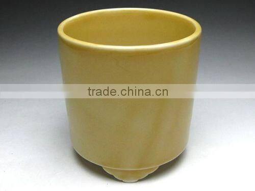 Kohgen Koh Cafe`s Original ceramic incense burner yellow, seto ware
