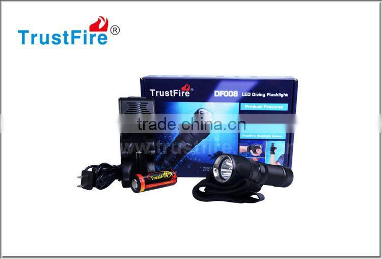 Trustfire DF-008 cree Led 700 lumens portable led hand diving flashlight
