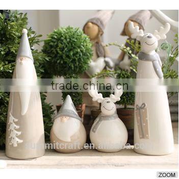 Polyresin Christmas Santa Claus doll figurines with hollow snowball craft decoration