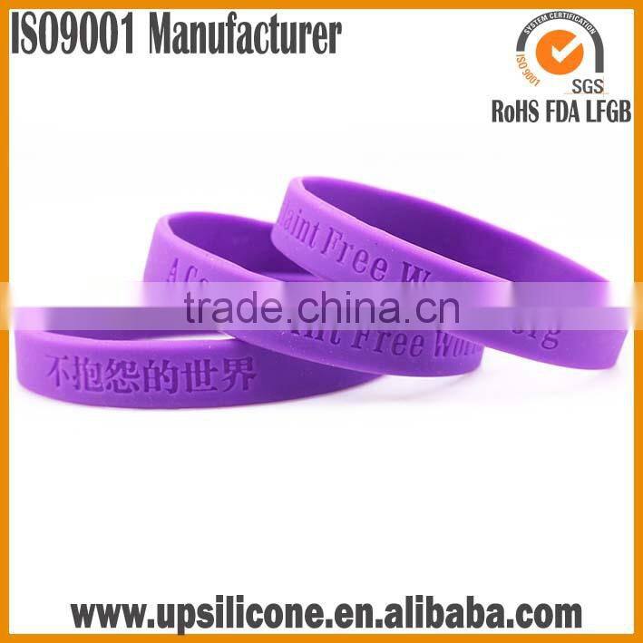 silicone factory cheap customized glow in the dark wristbands