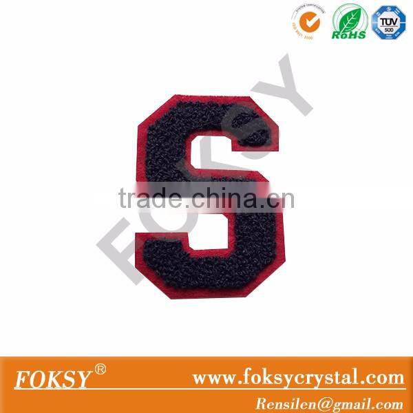 New cartoon design strawberry chenille embroidered patches