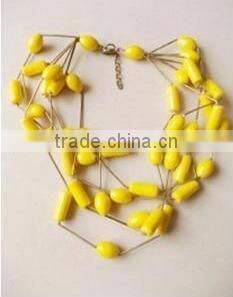 white collar necklace