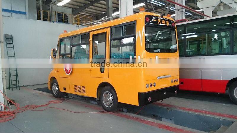 China 5.2m new yellow school bus with gasoline engine for sale