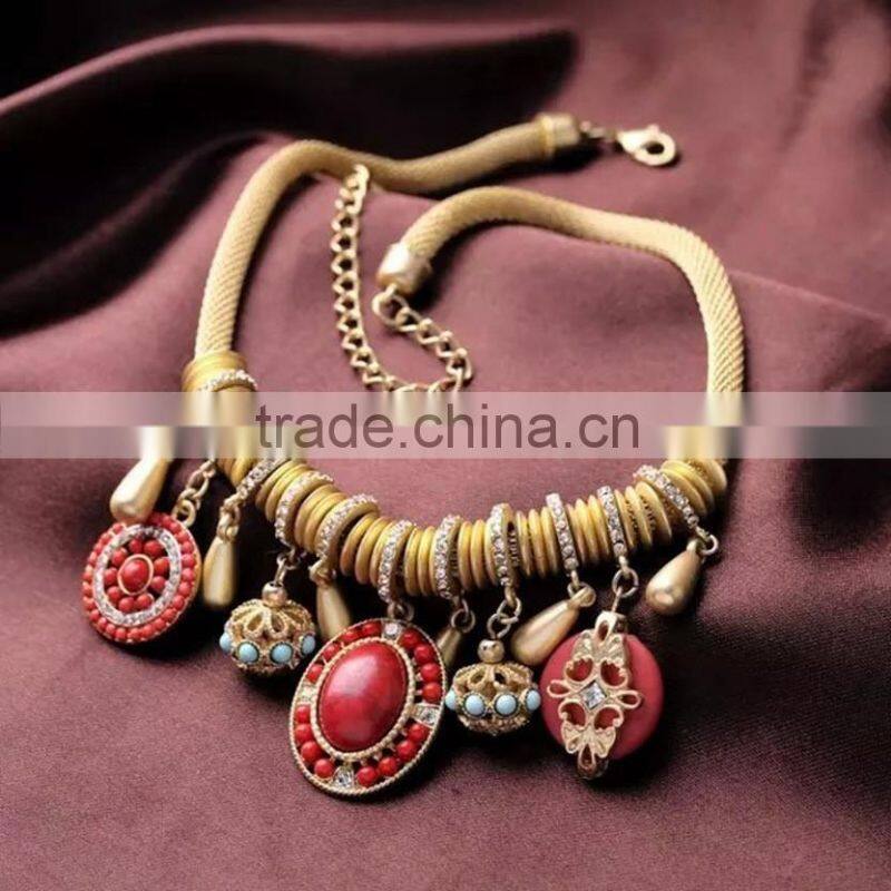 Vintage Statement Necklace,Jewellery Pendant Necklace For Women,Beaded Chain Necklace