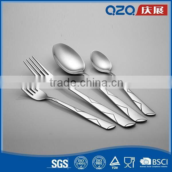 Best quality stainless steel cuttlery dinner set hammered flatware