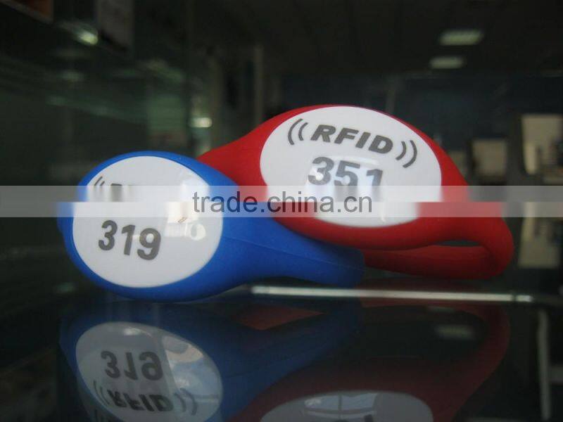 Waterproof rfid silicone bracelet china supplier