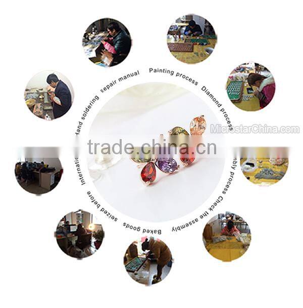 Lucky 18K Gold Four Leaf Clover Shape Diamond Stud Earring