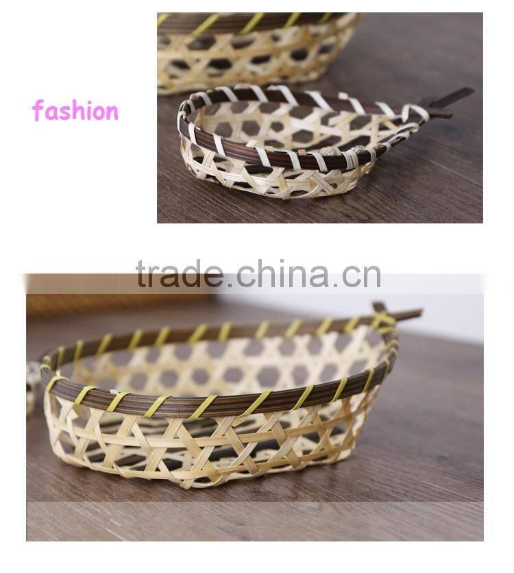 Bamboo woven snacks basket for restaurant and dining room