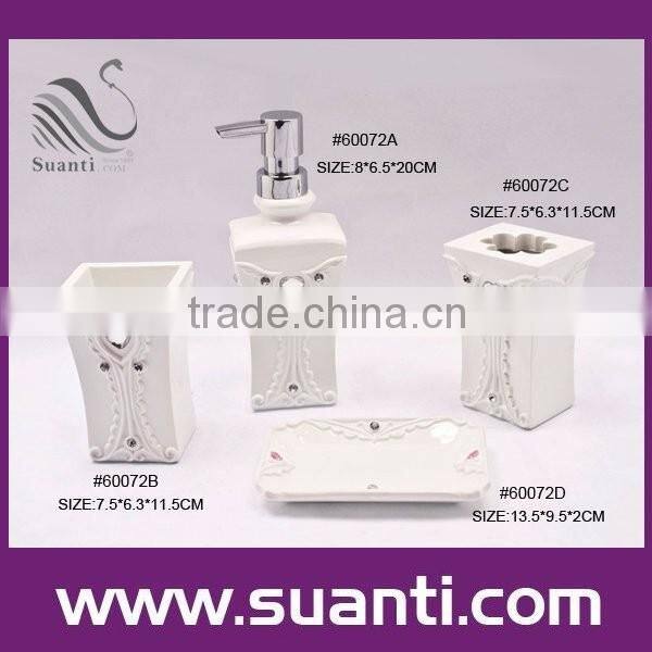 White bling polystone bathroom accessory set