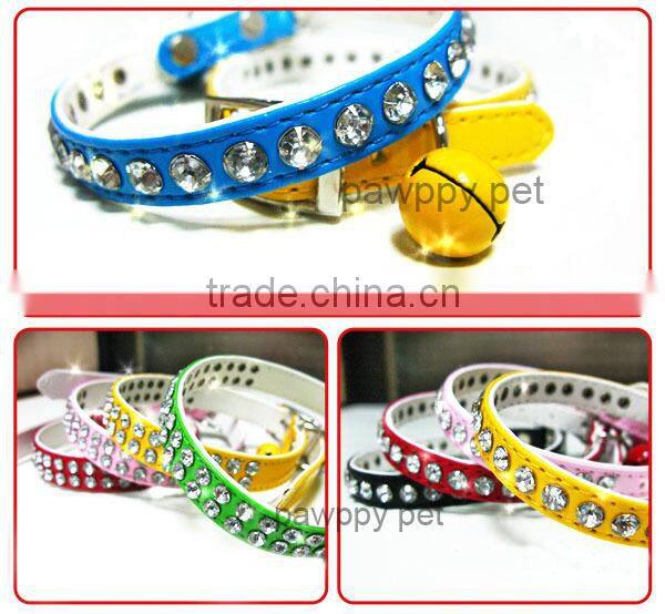 Bling Crystal Pearls Cat leather Collar with bell